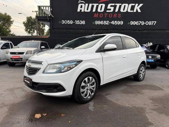 CHEVROLET ONIX 1.4 MPFI LT 8V FLEX 4P MANUAL CHEVROLET ONIX 1.4 MPFI LT 8V FLEX 4P MANUAL